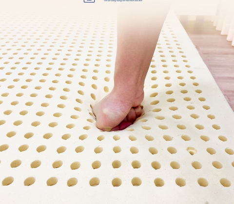 Nệm Cao Su Thiên Nhiên Trung Nguyên Legend Classic